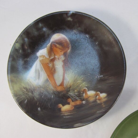 Vintage Pemberton & Oakes Miniature Decorative Plates by Donald Zolan Set of 5 - Picture 5 of 12